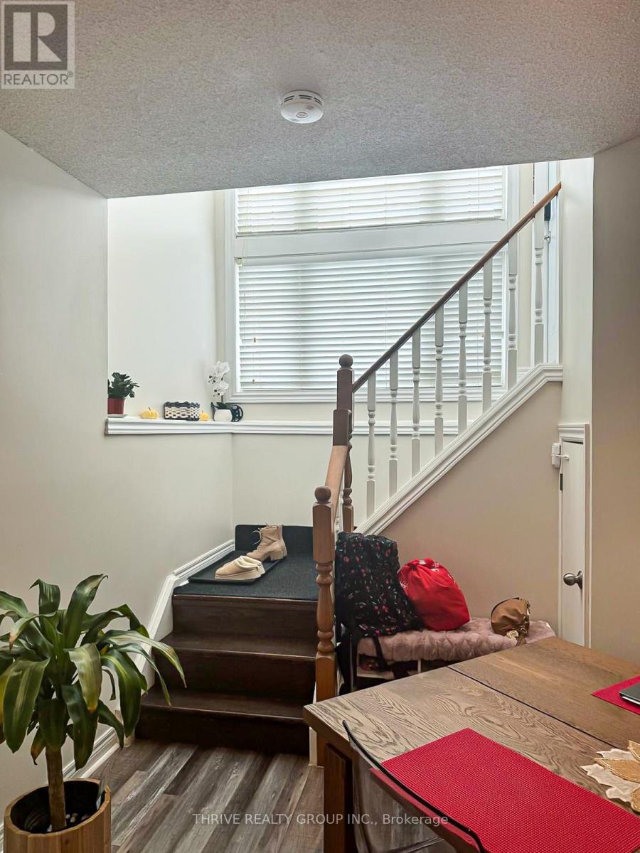 Photo 35 of 43 for 111 Meadowridge Road