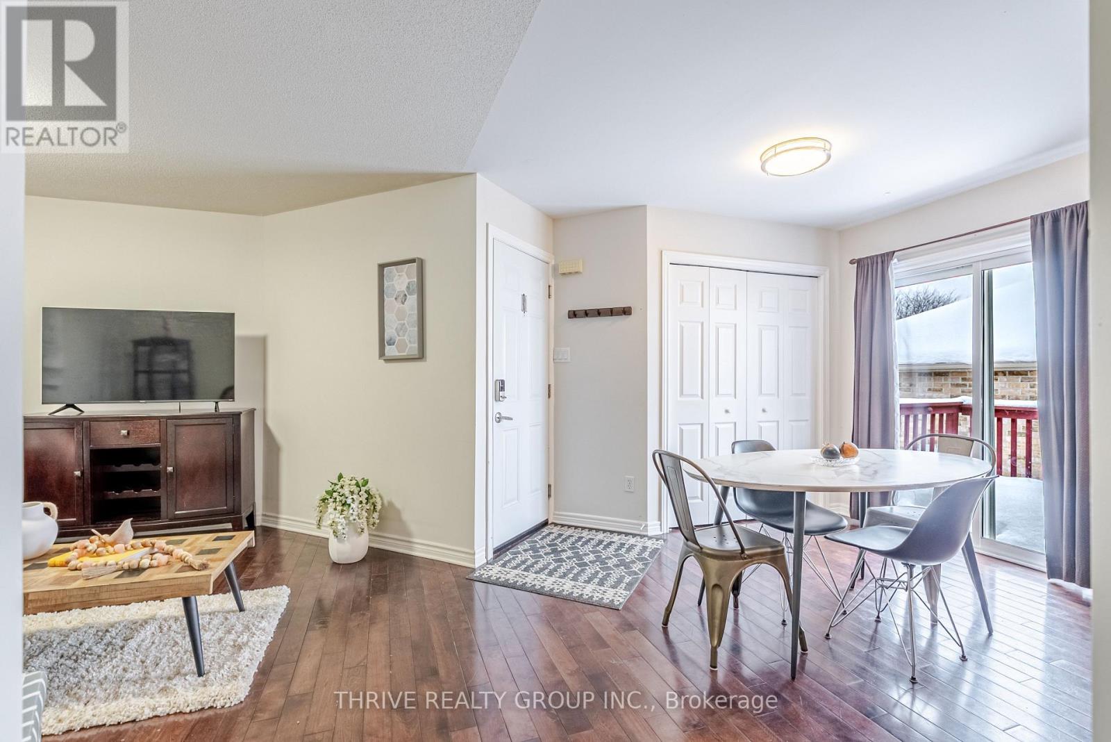 111 Meadowridge Road, London North, Ontario  N6B 5E6 - Photo 12 - X12787174