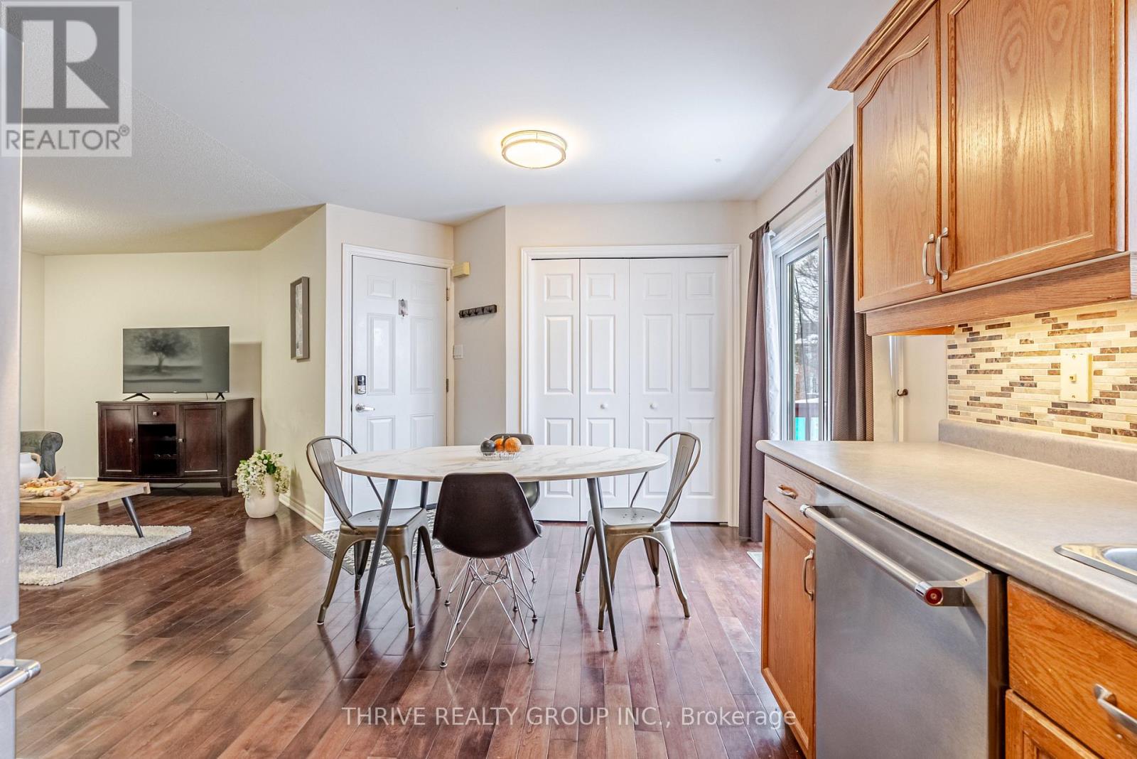 111 Meadowridge Road, London North, Ontario  N6B 5E6 - Photo 19 - X12787174