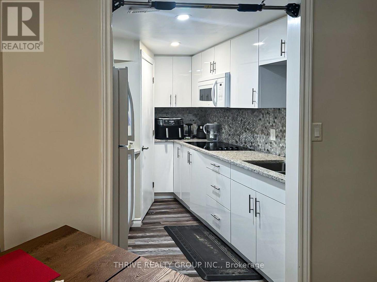 111 Meadowridge Road, London North, Ontario  N6B 5E6 - Photo 39 - X12787174