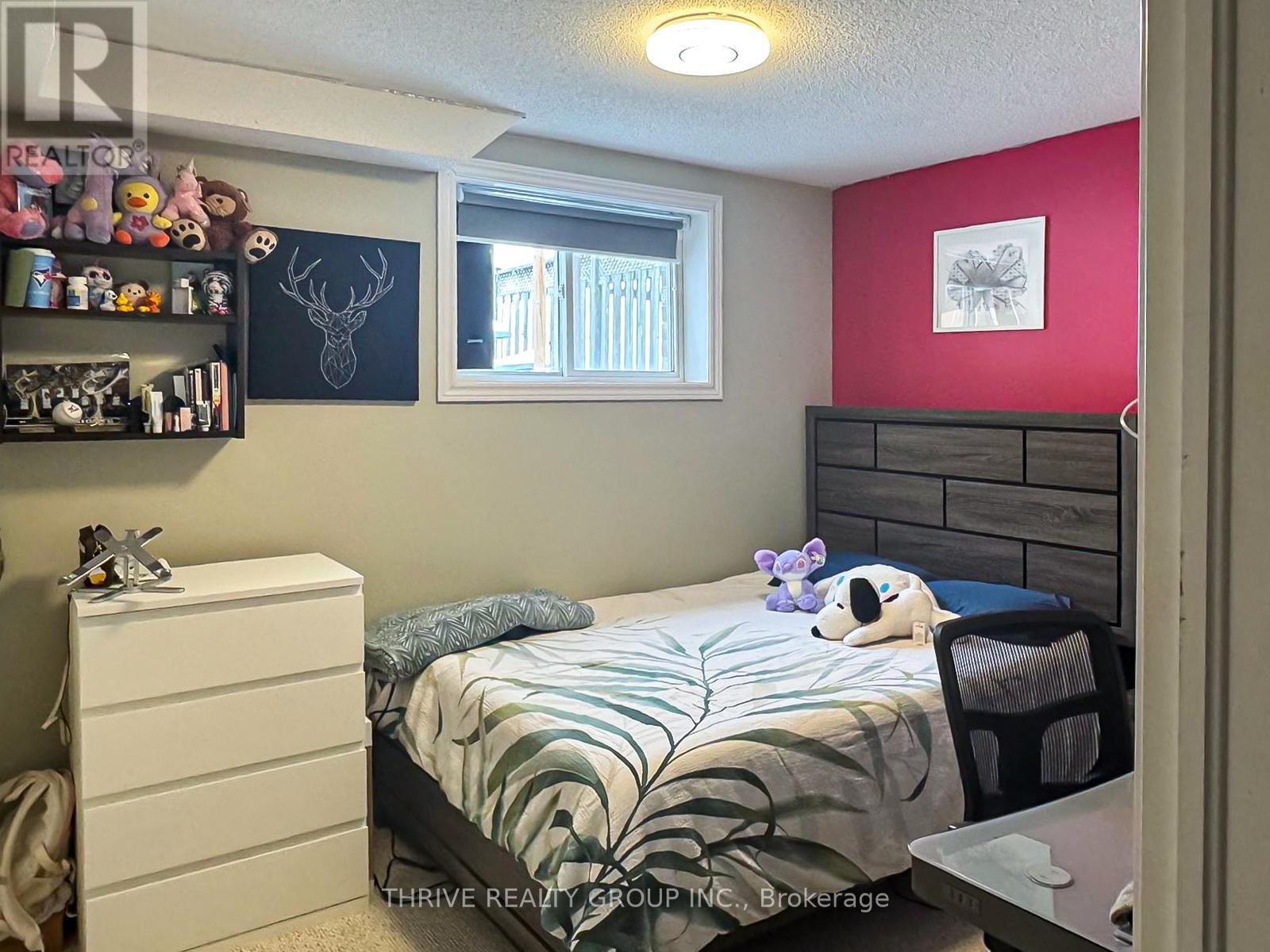 111 Meadowridge Road, London North, Ontario  N6B 5E6 - Photo 43 - X12787174