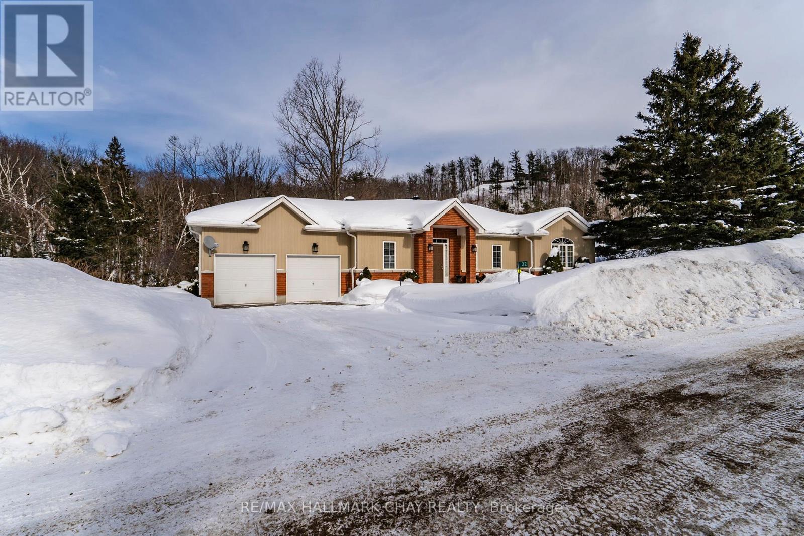 32 Valleycrest Drive, Oro-Medonte, Ontario  L0L 2L0 - Photo 47 - S12787354
