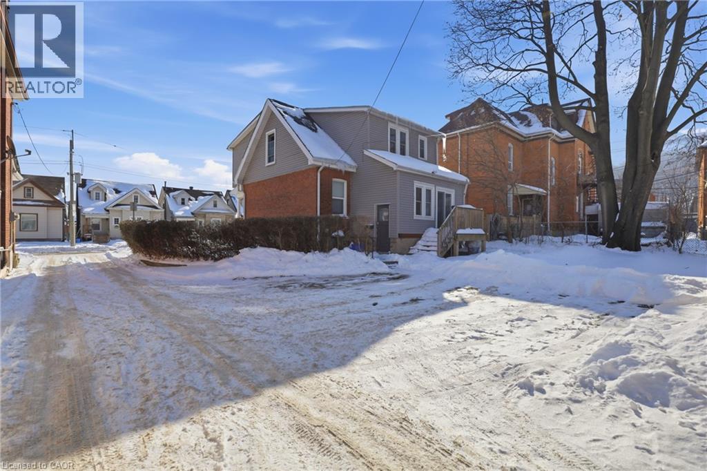 260 Prospect Street S, Hamilton, Ontario  L8M 2Z9 - Photo 2 - 40800662