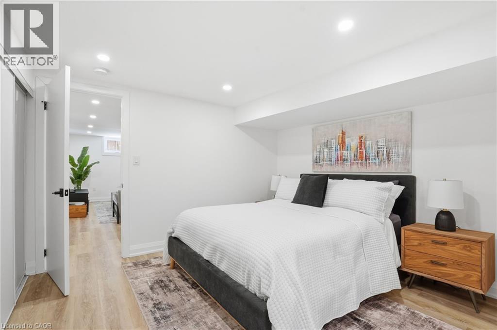 2347 Sharron Street, Burlington, Ontario  L7R 1W8 - Photo 26 - 40803905