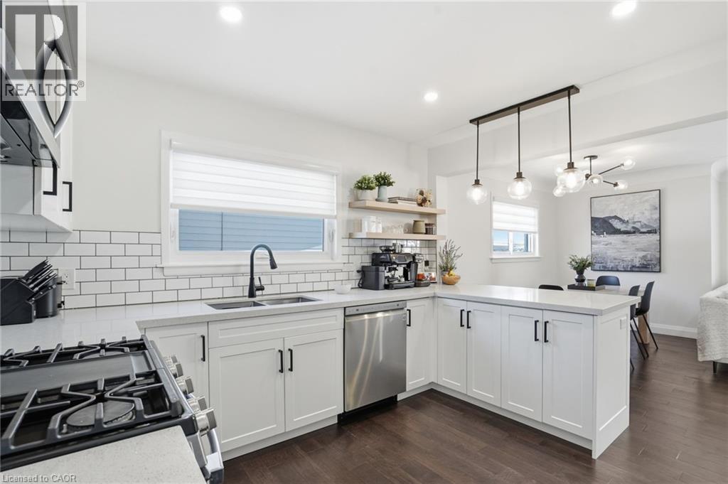 2347 Sharron Street, Burlington, Ontario  L7R 1W8 - Photo 13 - 40803905