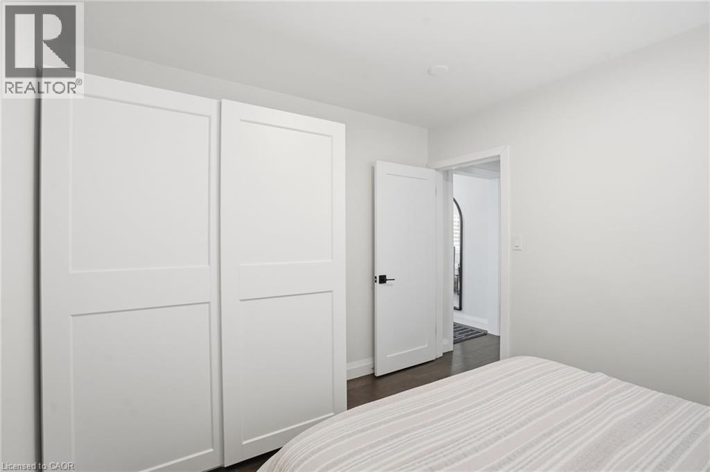 2347 Sharron Street, Burlington, Ontario  L7R 1W8 - Photo 17 - 40803905