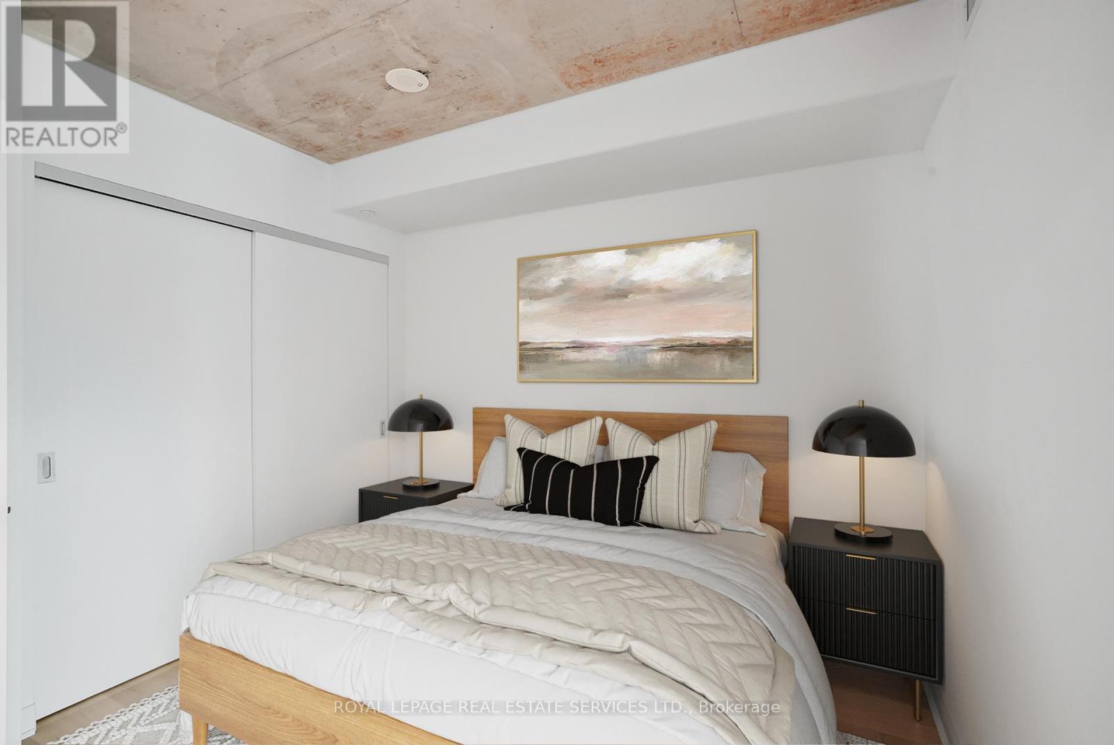 302 - 2720 Dundas Street W, Toronto, Ontario M6P 1Y2 - Photo 16 - W12787298