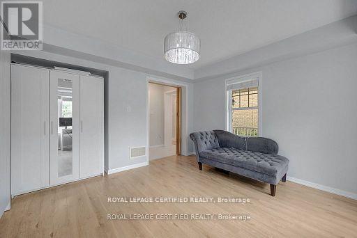 216 Magurn Gate, Milton, Ontario  L9T 7B4 - Photo 10 - W12787302