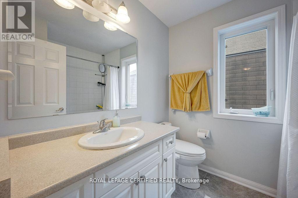 216 Magurn Gate, Milton, Ontario  L9T 7B4 - Photo 46 - W12787302