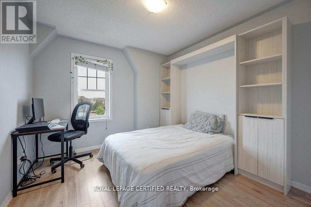 216 Magurn Gate, Milton, Ontario  L9T 7B4 - Photo 47 - W12787302