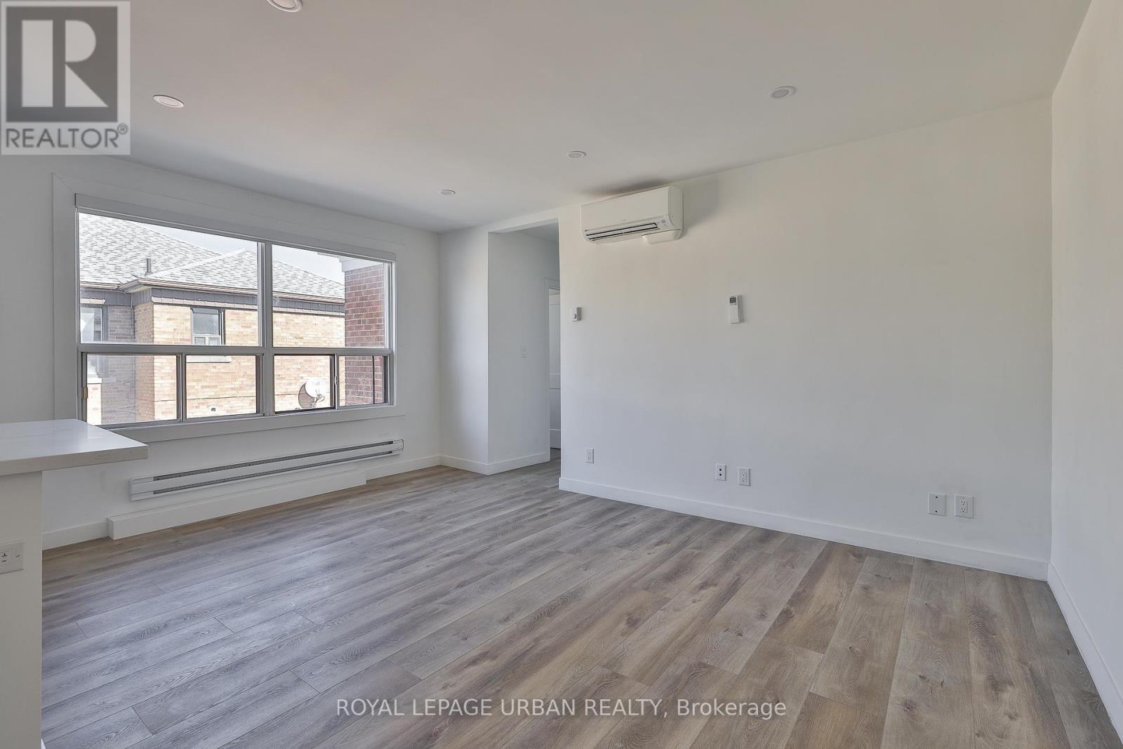 8 - 2841 Keele Street, Toronto, Ontario  M3M 2G7 - Photo 5 - W12787306