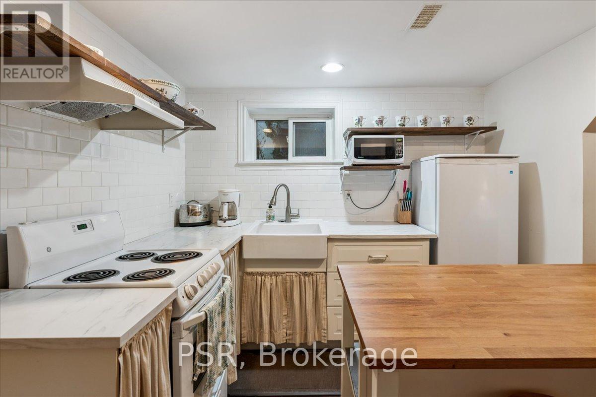 402 Willis Drive, Oakville, Ontario  L6L 4V3 - Photo 31 - W12787312