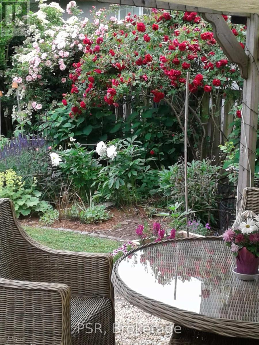 402 Willis Drive, Oakville, Ontario  L6L 4V3 - Photo 42 - W12787312