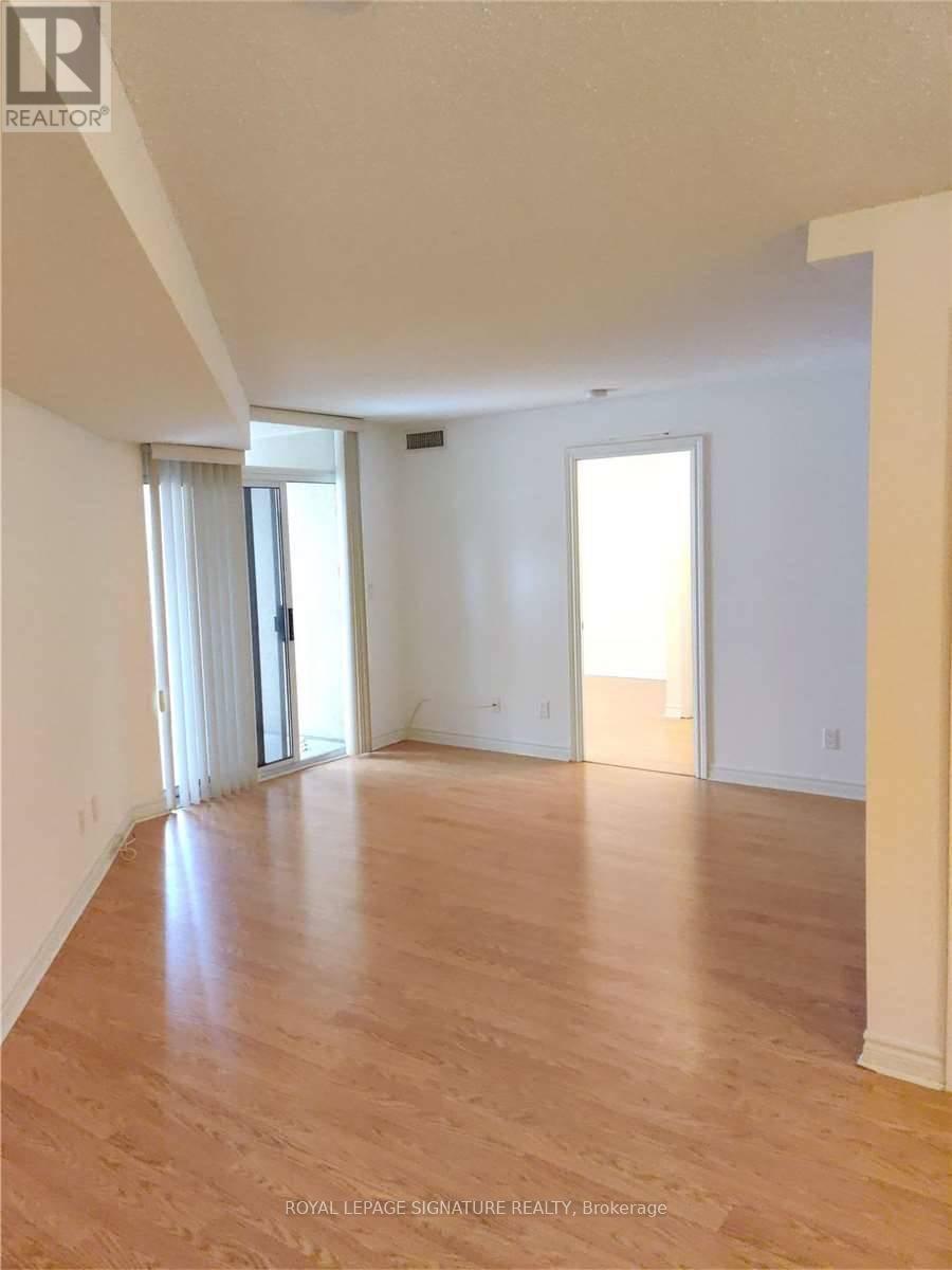 730 - 3888 Duke Of York Boulevard, Mississauga, Ontario  L5B 4P5 - Photo 3 - W12787348