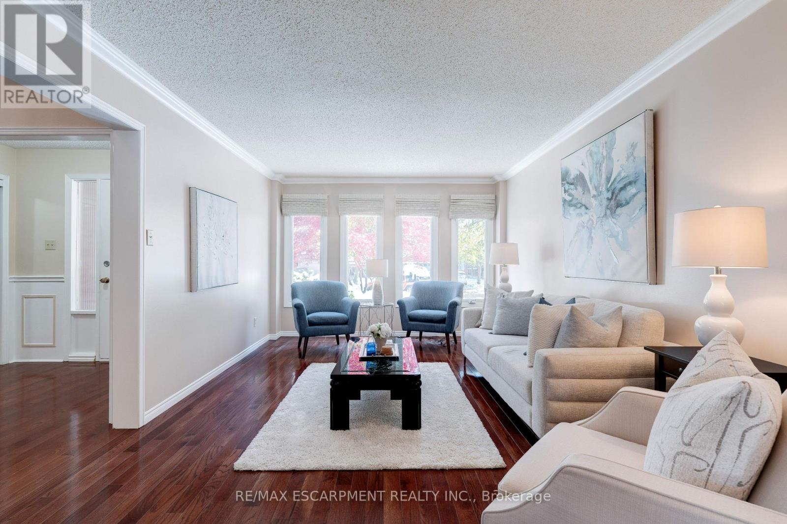 1151 Manor Road, Oakville, Ontario  L6M 1G3 - Photo 8 - W12787374