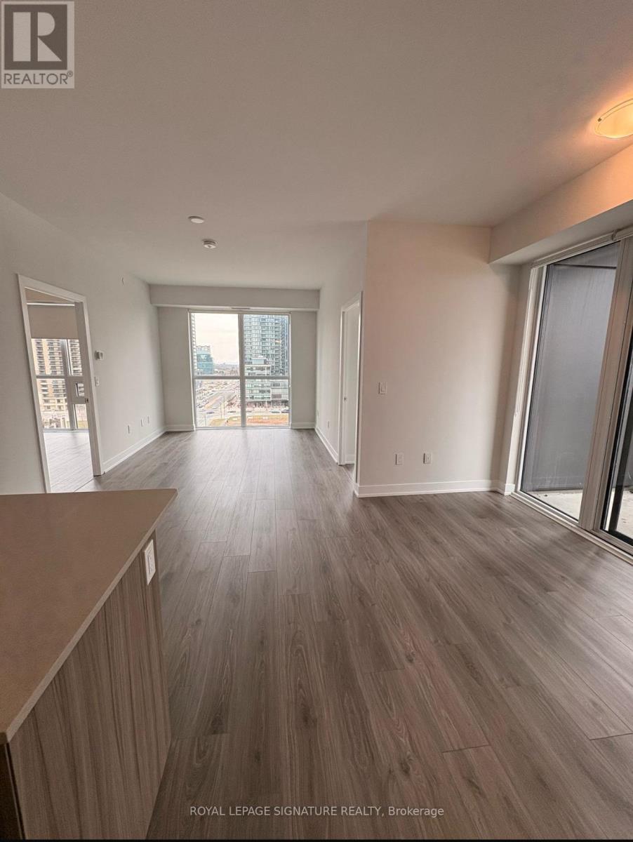 810 - 430 Square One Drive, Mississauga, Ontario  L5B 0R7 - Photo 12 - W12787394