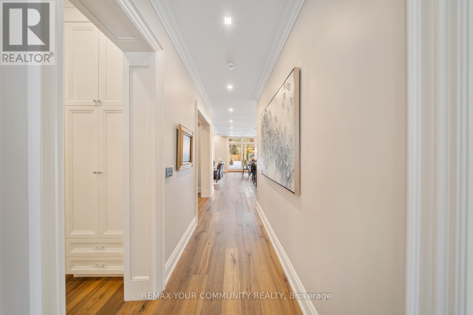 1551 Warland Road, Oakville, Ontario  L6L 1N4 - Photo 9 - W12787400