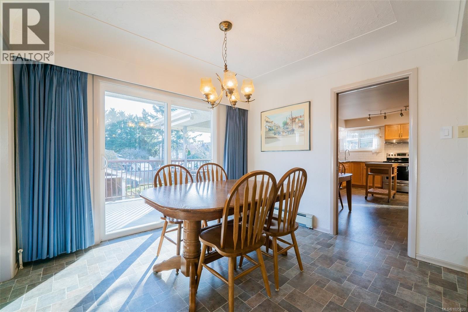 531 Duke St, Nanaimo, British Columbia  V9R 1K2 - Photo 8 - 1025820