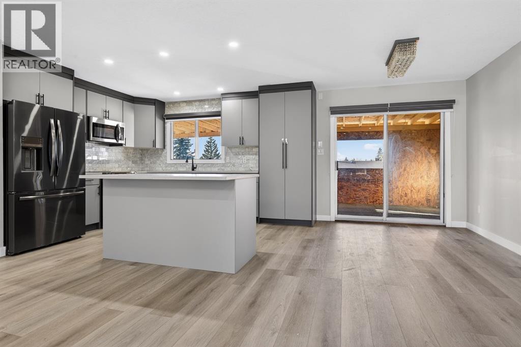 255 Rundleridge Drive Ne, Calgary, Alberta  T1Y 2K5 - Photo 5 - A2280782