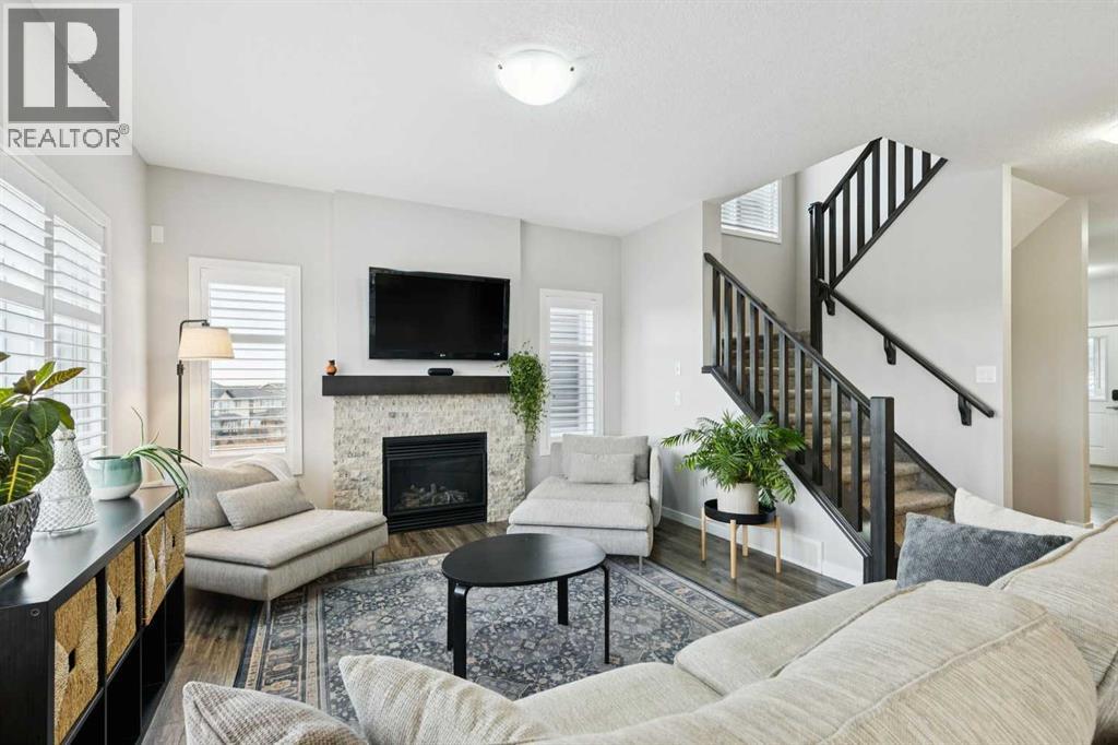 331 Hillcrest Heights Sw, Airdrie, Alberta  T4B 4C1 - Photo 15 - A2285014