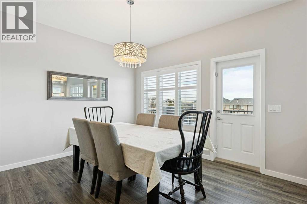 331 Hillcrest Heights Sw, Airdrie, Alberta  T4B 4C1 - Photo 11 - A2285014