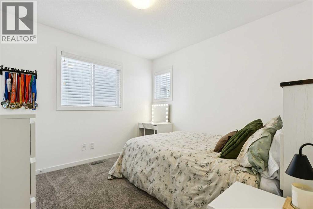 331 Hillcrest Heights Sw, Airdrie, Alberta  T4B 4C1 - Photo 32 - A2285014