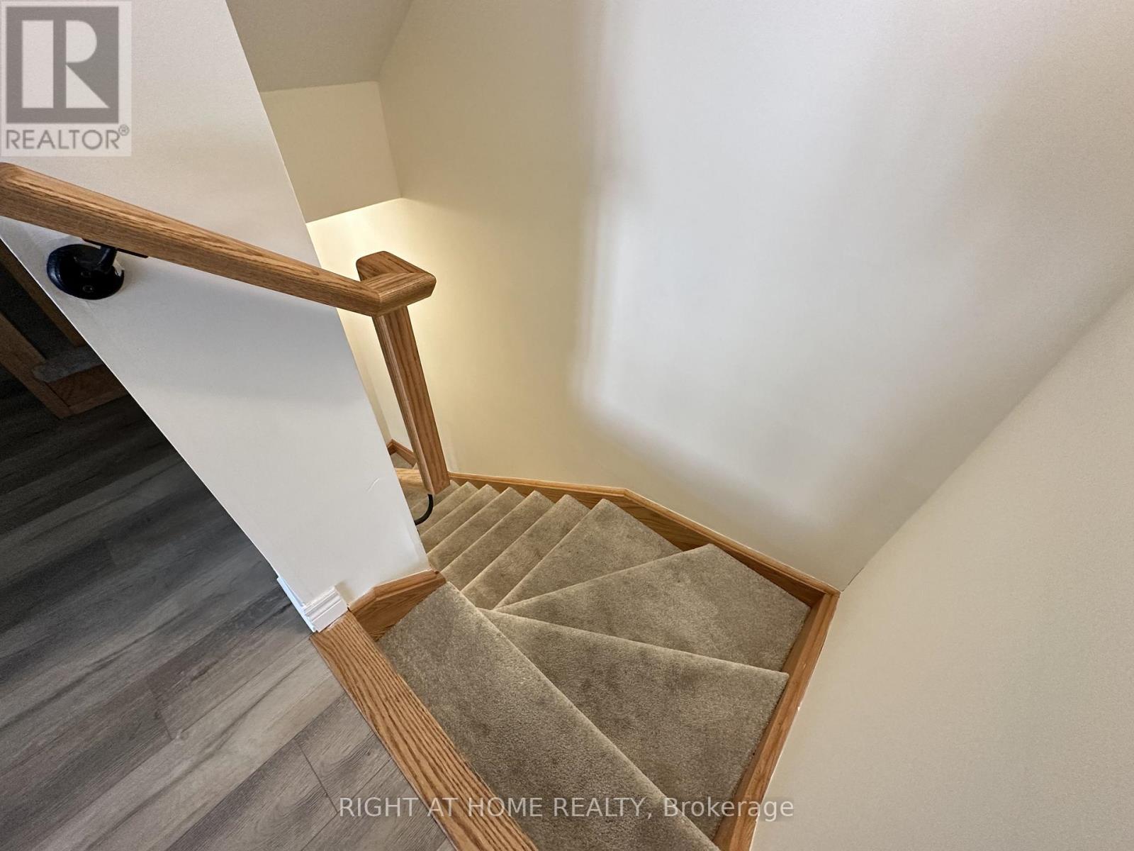 22 - 40 Zinfandel Drive, Hamilton, Ontario  L8E 0L1 - Photo 5 - X12787324