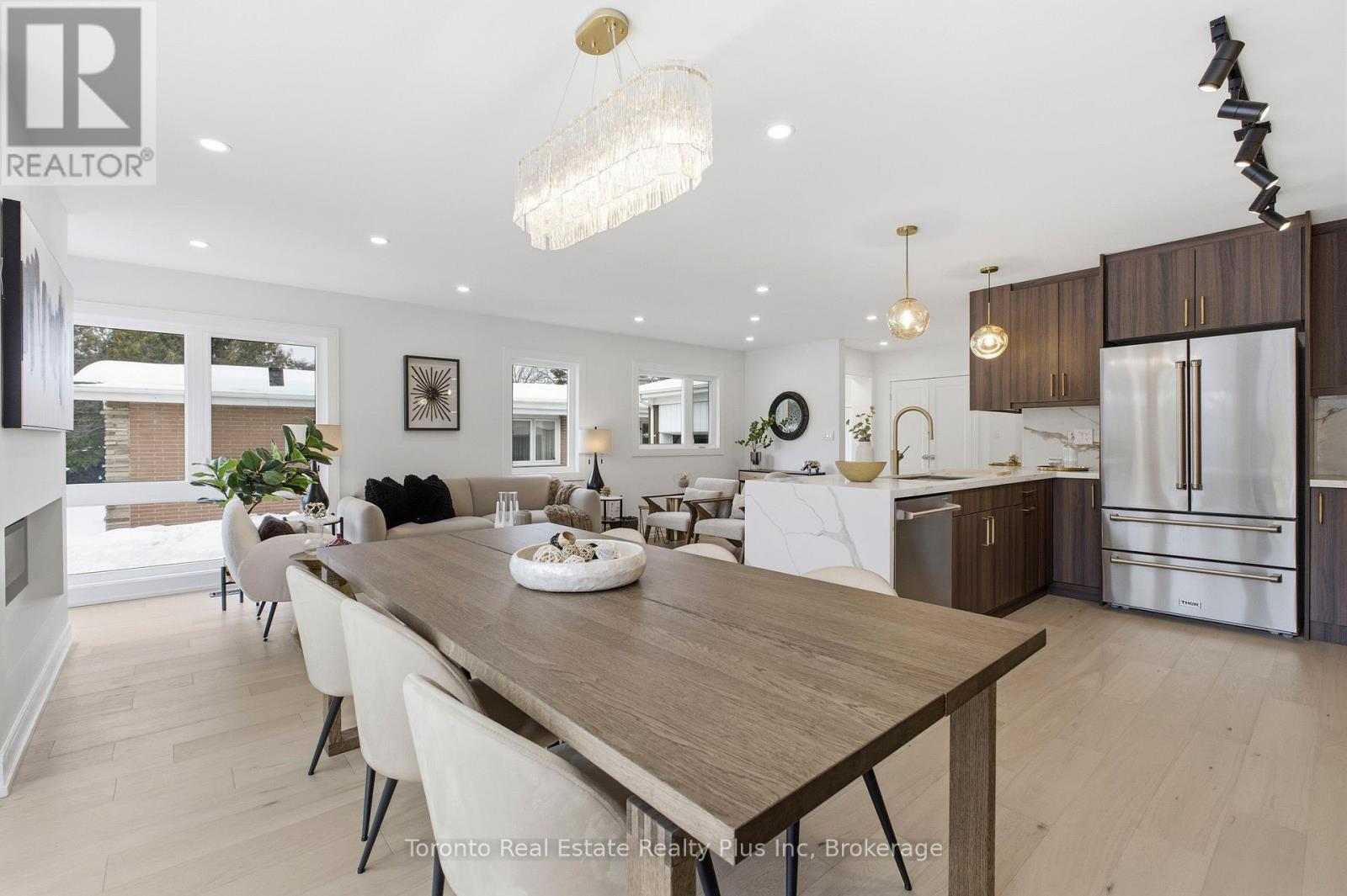 3 Blithfield Avenue, Toronto, Ontario  M2K 1X9 - Photo 10 - C12785756