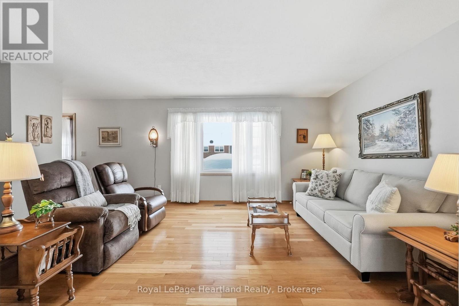 257 King Street S, Minto, Ontario  N0G 1Z0 - Photo 11 - X12787522