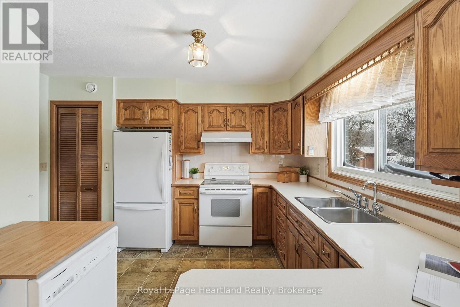 257 King Street S, Minto, Ontario  N0G 1Z0 - Photo 14 - X12787522