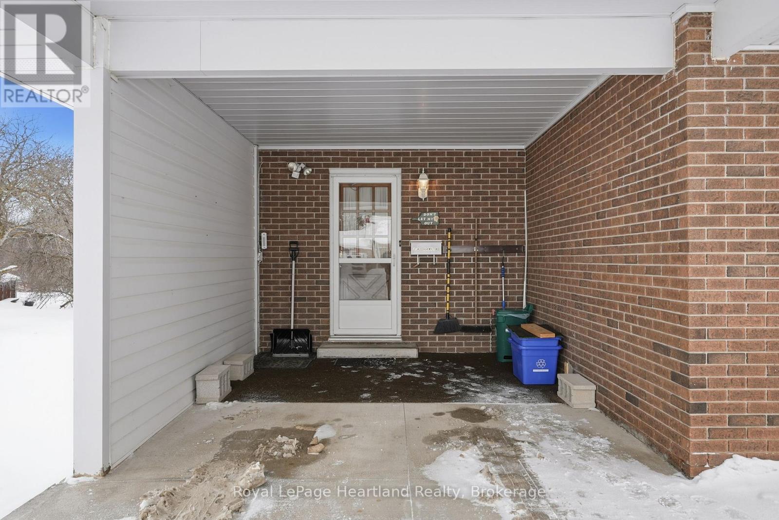 257 King Street S, Minto, Ontario  N0G 1Z0 - Photo 24 - X12787522
