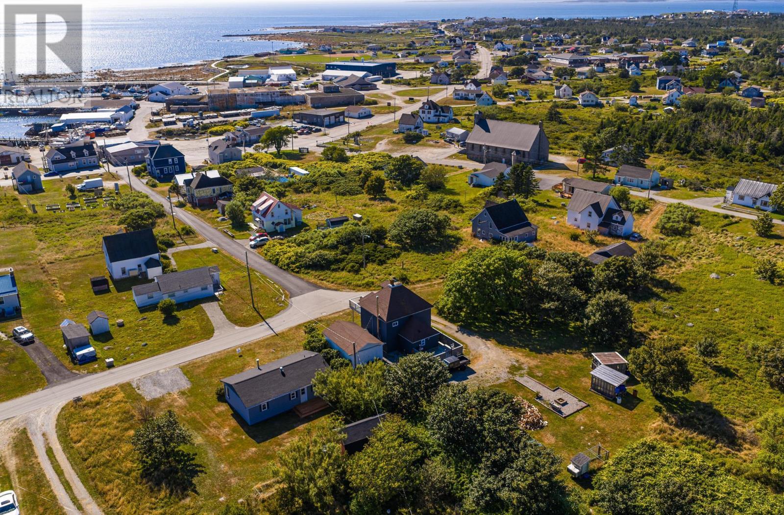 3 Atlantic Street, Clark's Harbour, Nova Scotia  B0W 1P0 - Photo 8 - 202520703