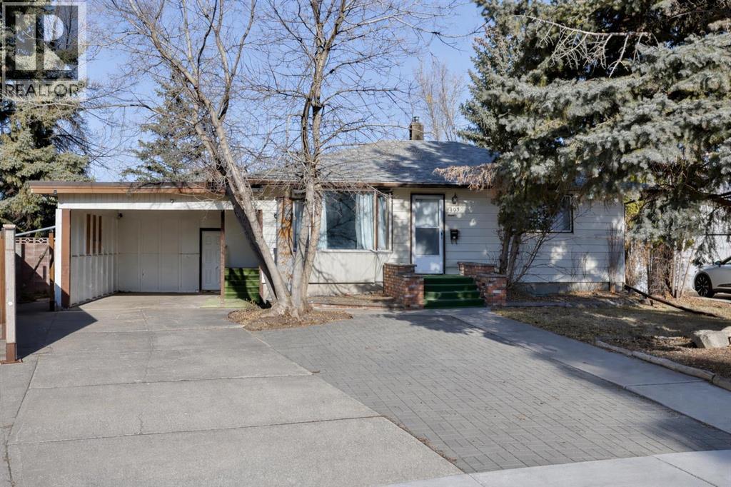 1403 12 Avenue N, Lethbridge, Alberta