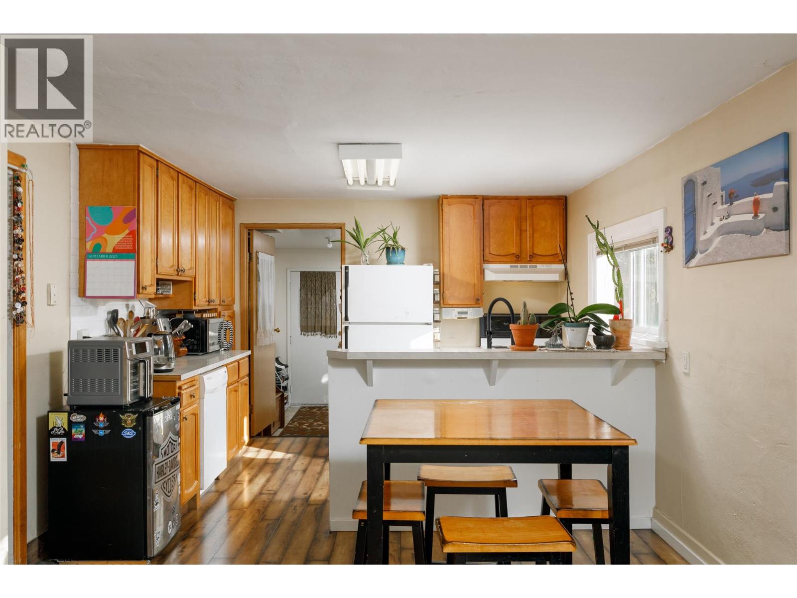 858 Cawston Avenue, Kelowna, British Columbia  V1Y 6Z7 - Photo 2 - 10372658