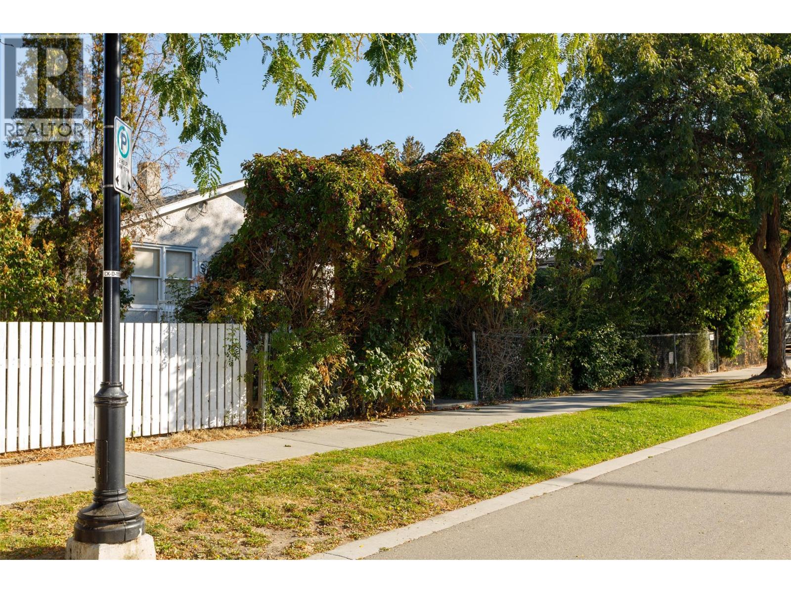 858 Cawston Avenue, Kelowna, British Columbia  V1Y 6Z7 - Photo 31 - 10372658