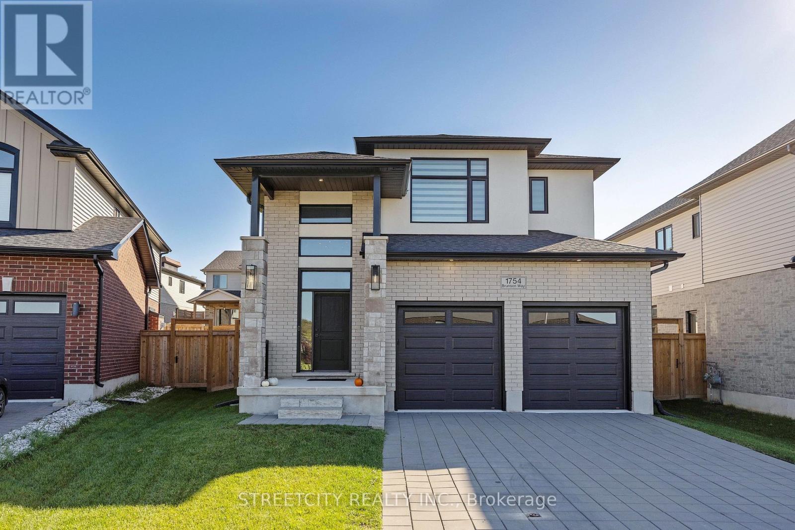 1754 Brunson Way, London South, Ontario  N6K 0H1 - Photo 2 - X12787510