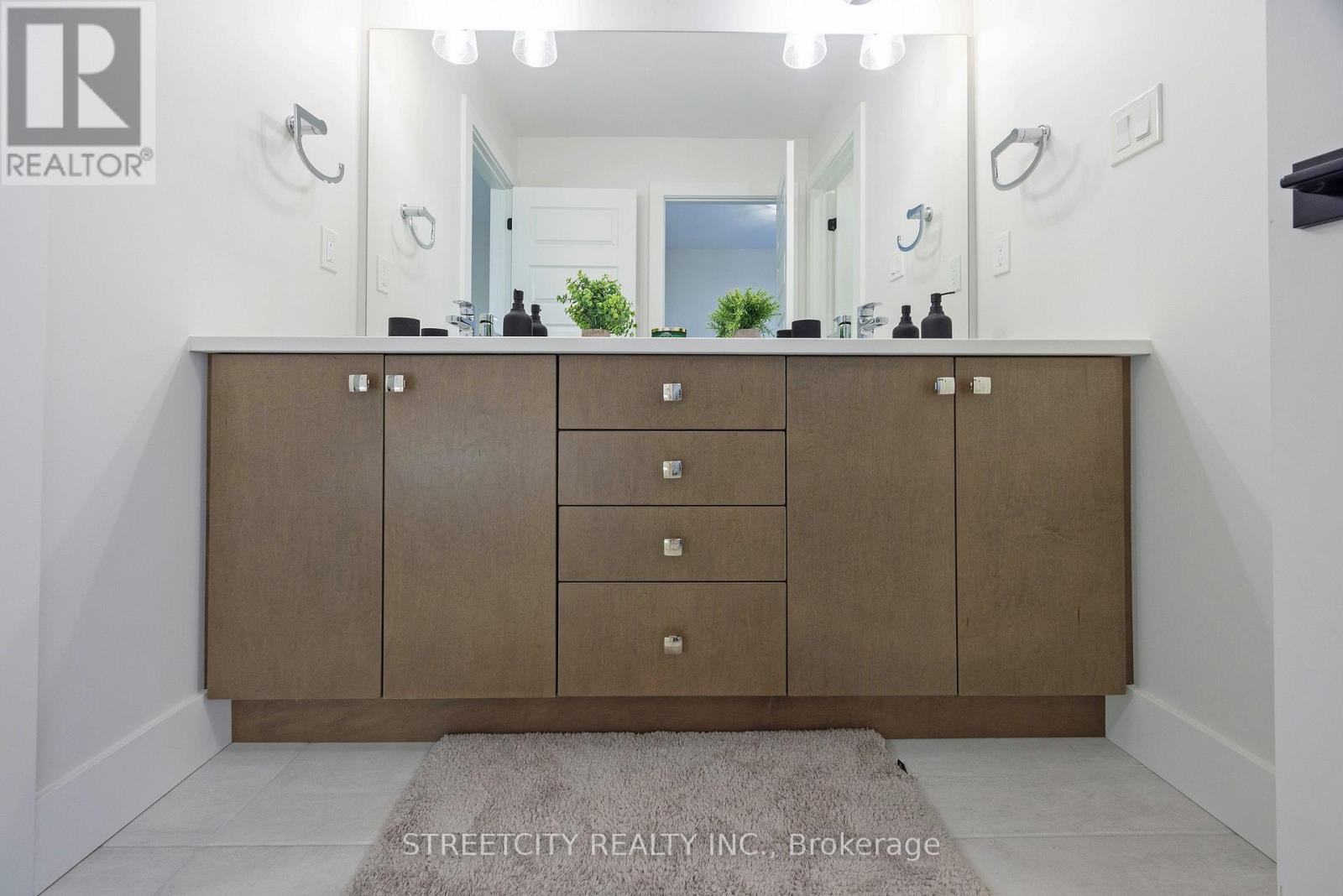 1754 Brunson Way, London South, Ontario  N6K 0H1 - Photo 38 - X12787510