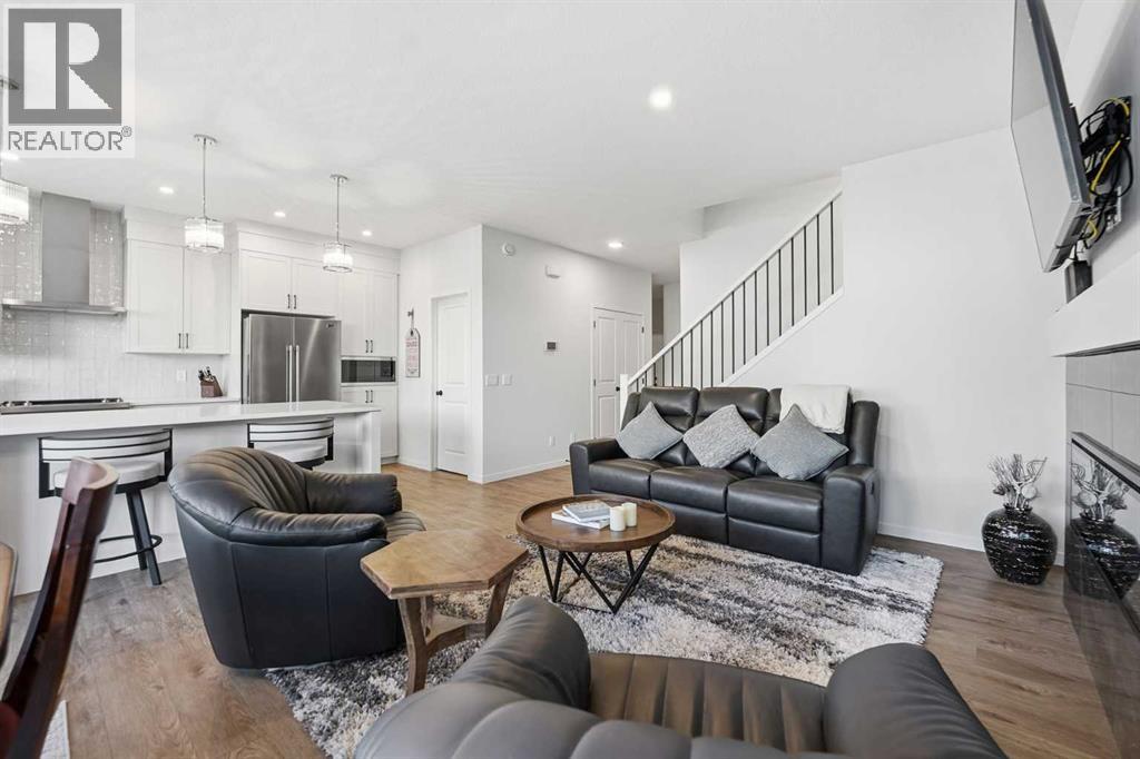 102 Setonstone Manor Se, Calgary, Alberta  T3M 2V1 - Photo 8 - A2282632