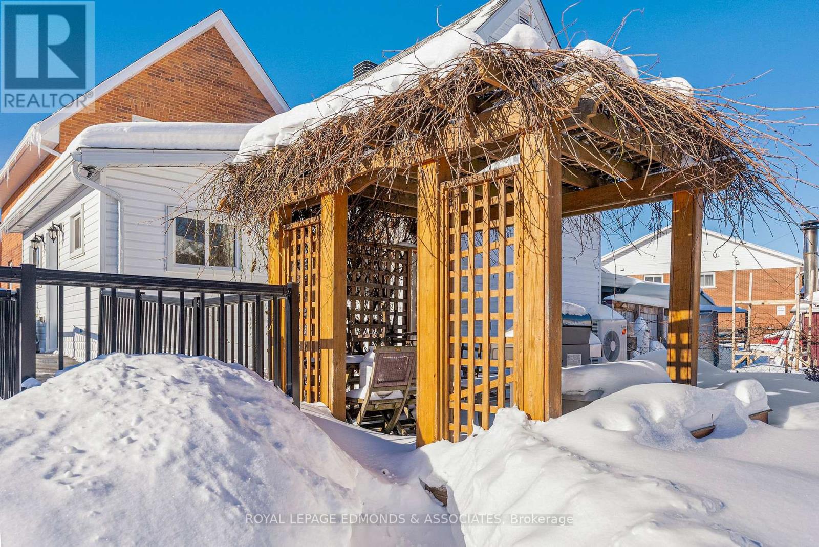 381 Everett Street, Pembroke, Ontario  K8A 3W9 - Photo 40 - X12787536