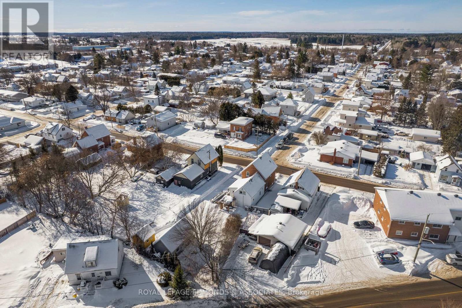 381 Everett Street, Pembroke, Ontario  K8A 3W9 - Photo 43 - X12787536