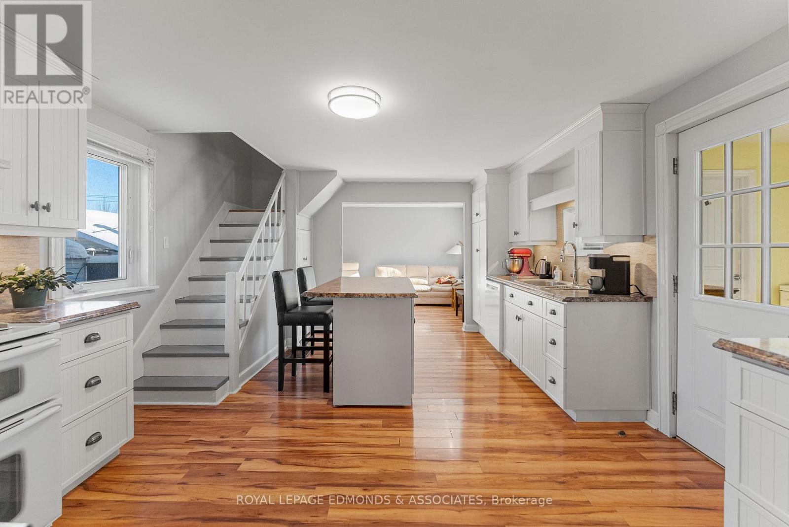 381 Everett Street, Pembroke, Ontario  K8A 3W9 - Photo 8 - X12787536