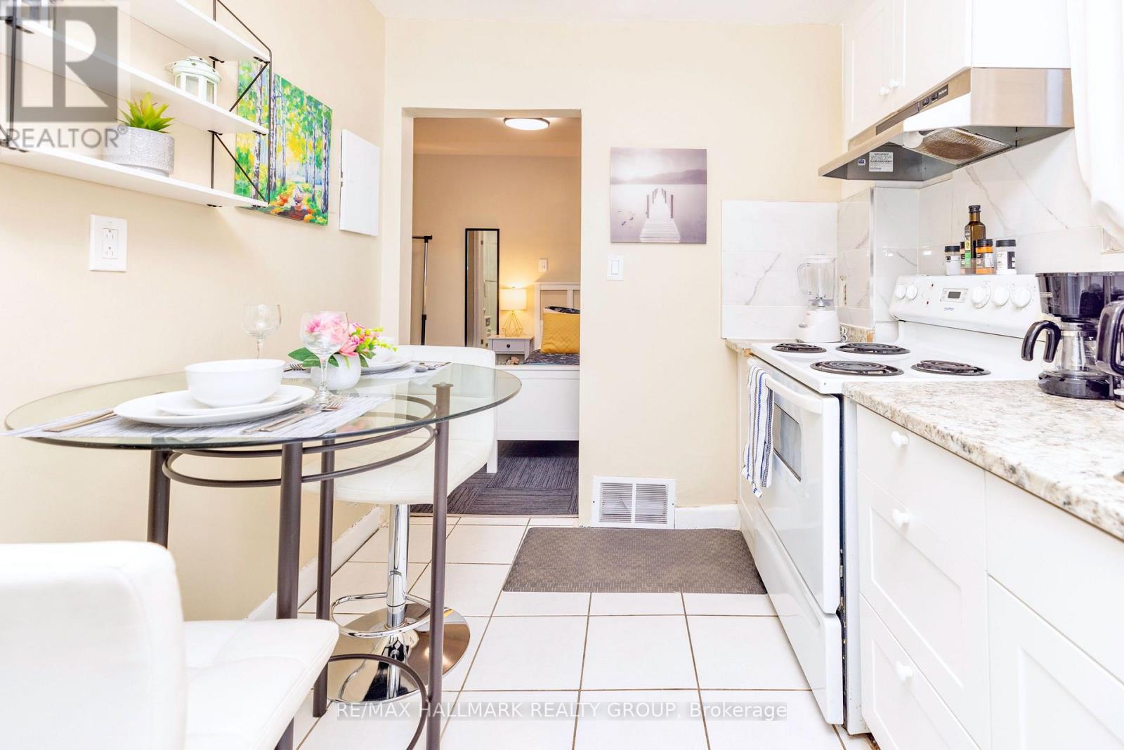 4 - 456 Bronson Avenue, Ottawa, Ontario  K1R 6J6 - Photo 11 - X12787474