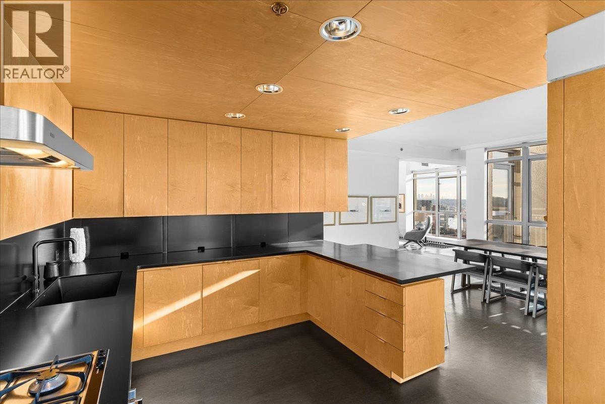 Ph 2801 1238 Richards Street, Vancouver, British Columbia  V6B 6M6 - Photo 11 - R3089721