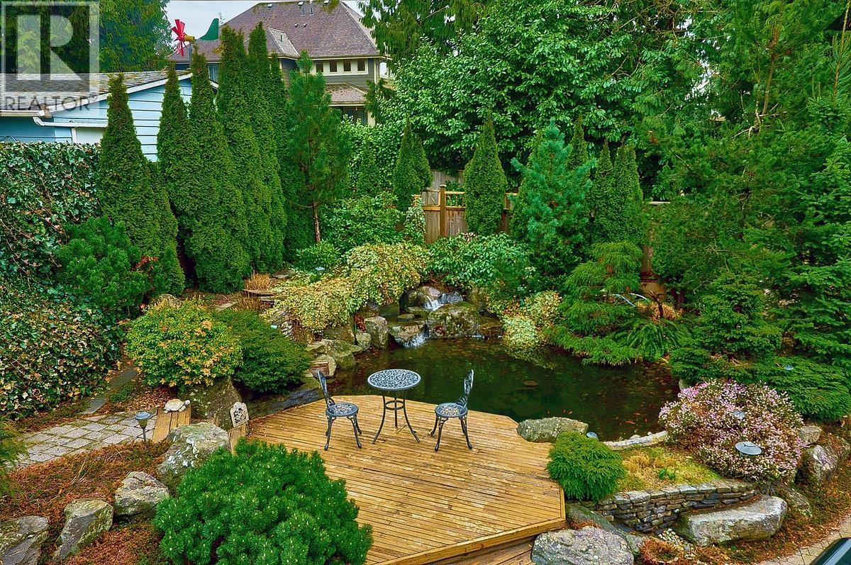 630 Sydney Avenue, Coquitlam, British Columbia  V3K 3K2 - Photo 2 - R3089729