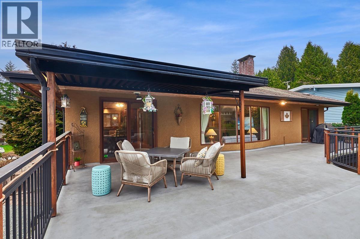 630 Sydney Avenue, Coquitlam, British Columbia  V3K 3K2 - Photo 6 - R3089729