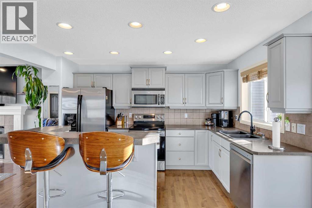 139 Prestwick Point Se, Calgary, Alberta  T2Z 4K7 - Photo 10 - A2282449