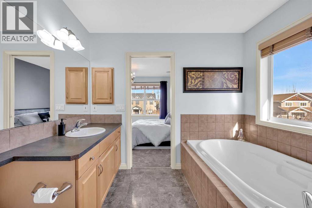 139 Prestwick Point Se, Calgary, Alberta  T2Z 4K7 - Photo 26 - A2282449