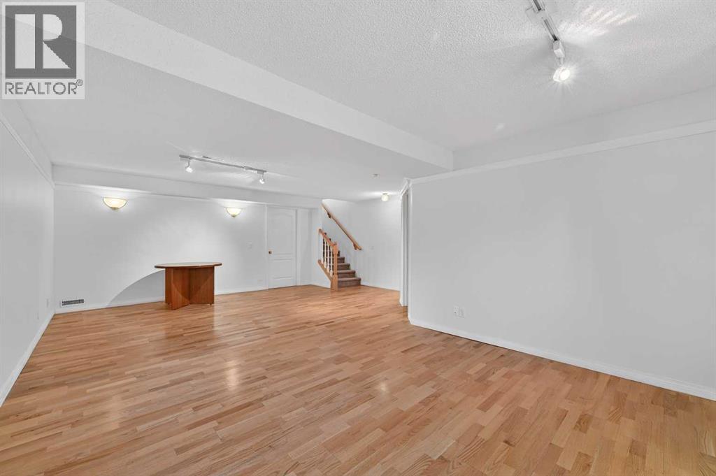 12 Sierra Morena Way Sw, Calgary, Alberta  T3H 3E4 - Photo 30 - A2284247