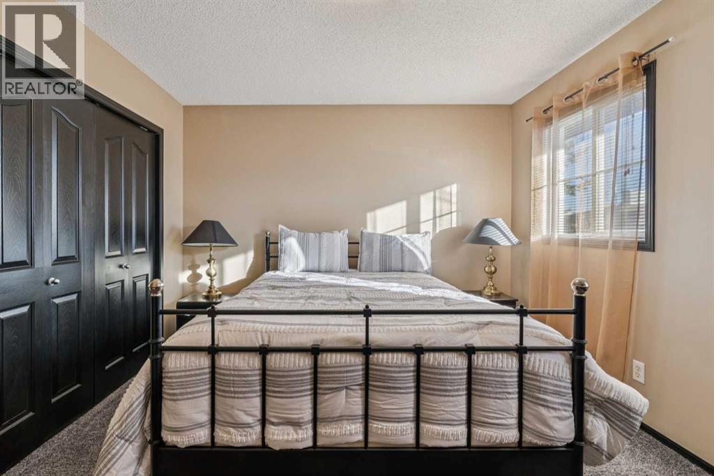 110 Eversyde Common Sw, Calgary, Alberta T2Y 4Z6 - Photo 19 - A2284417