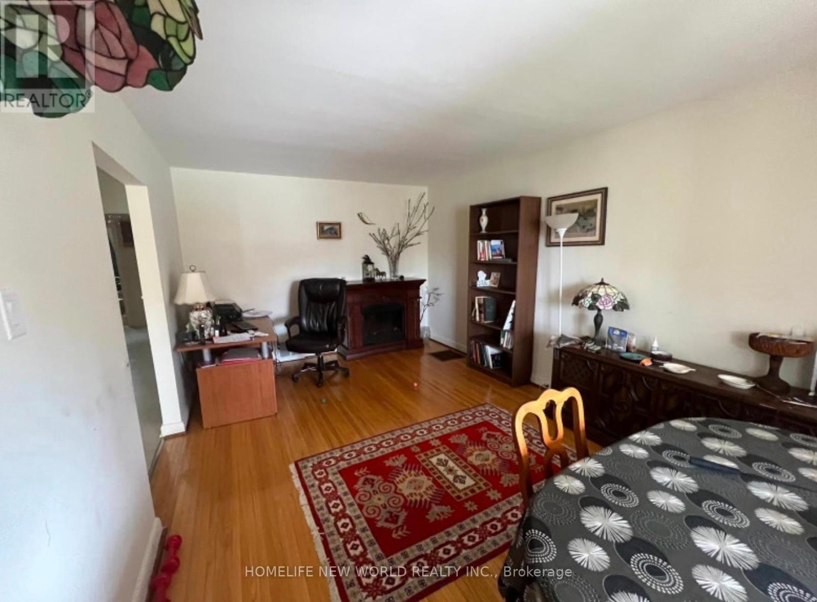 64 Vinci Crescent, Toronto, Ontario  M3H 2Y6 - Photo 2 - C12787488